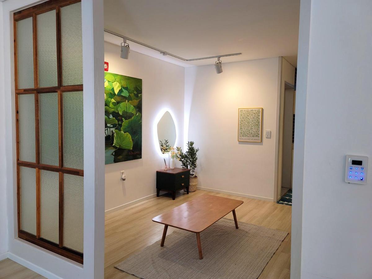 Gallery Family Hotel Mokpo Exterior photo